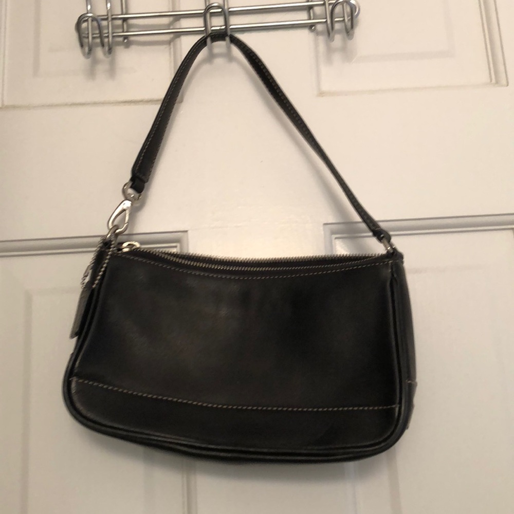 Small shoulder bag